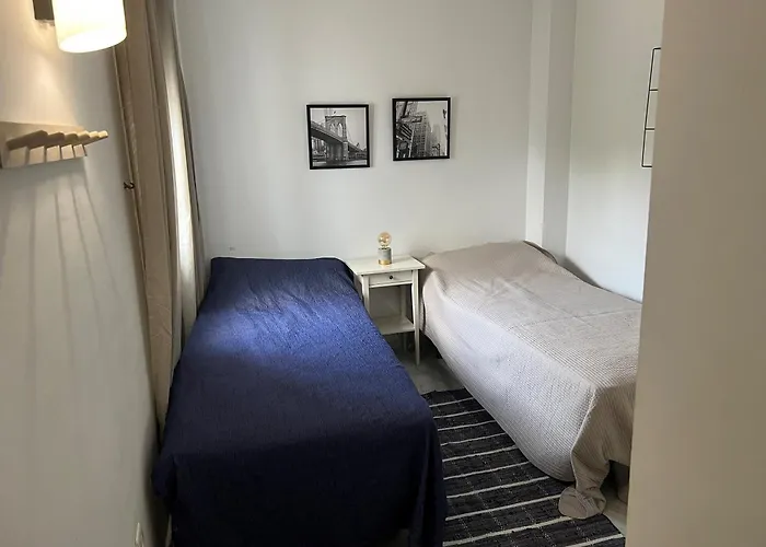 Beautiful Spacious 3 Bedroom Apartament